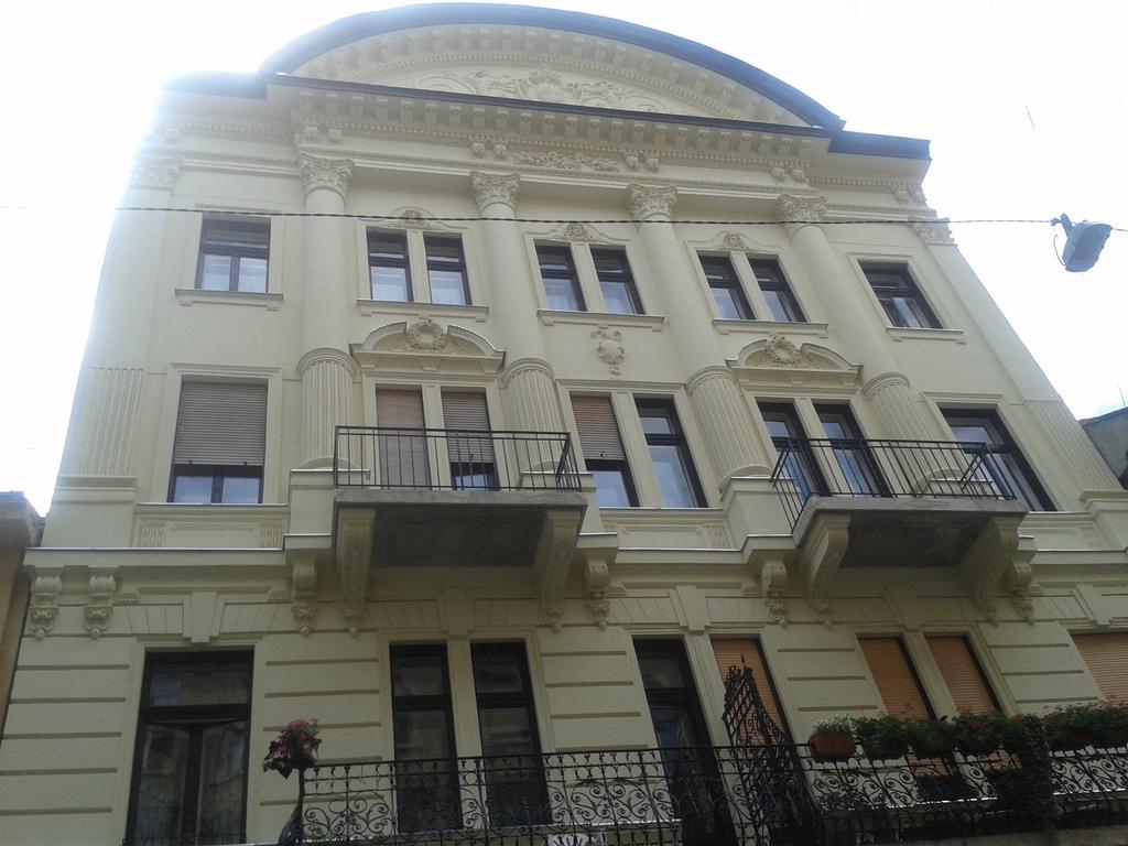 Orchidea Central Apartment Budapest Luaran gambar